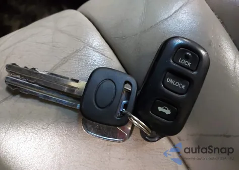 1998 Toyota Avalon Xls from USA, damaged, VIN 4T1BF18B0WU277862